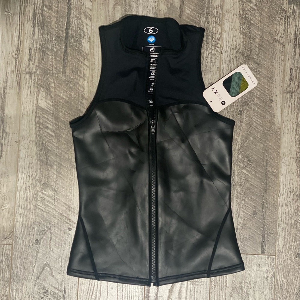 Roxy swim vest - size 6